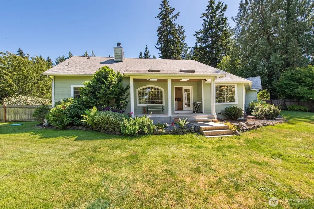 142 Charles Way Sequim WA 98382