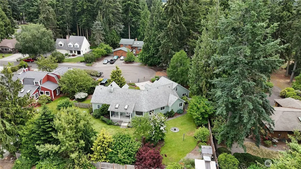 142 Charles Way Sequim WA 98382