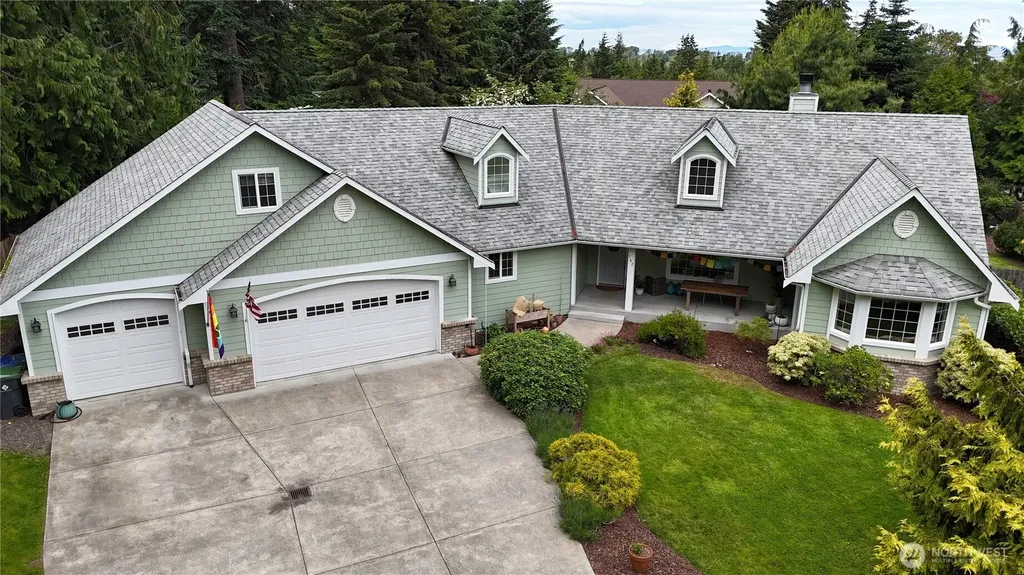 142 Charles Way Sequim WA 98382