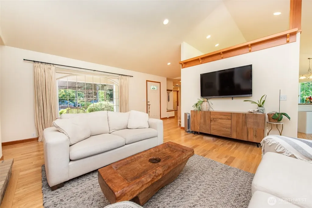 142 Charles Way Sequim WA 98382