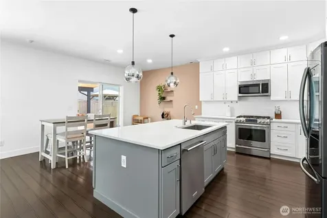 7638 13th Street SE Lake Stevens WA 98258