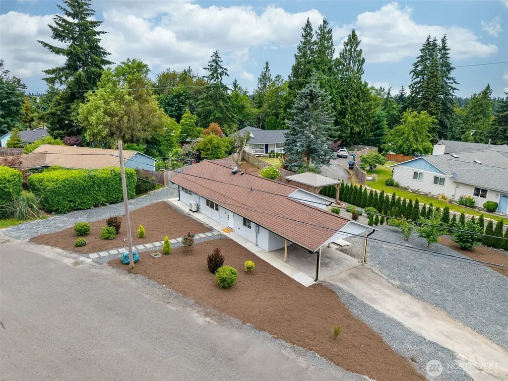 5801 214th St SW Mountlake Terrace WA 98043