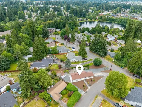 5801 214th St SW Mountlake Terrace WA 98043