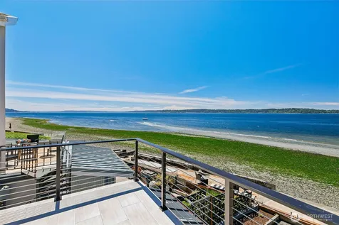 9839 51st Avenue SW Seattle WA 98136