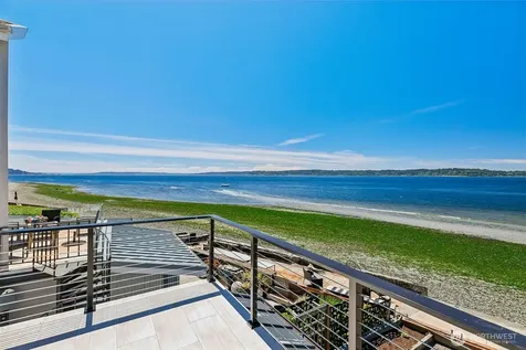 9839 51st Avenue SW Seattle WA 98136
