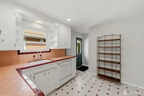 4414 NE 65th Street Seattle WA 98115
