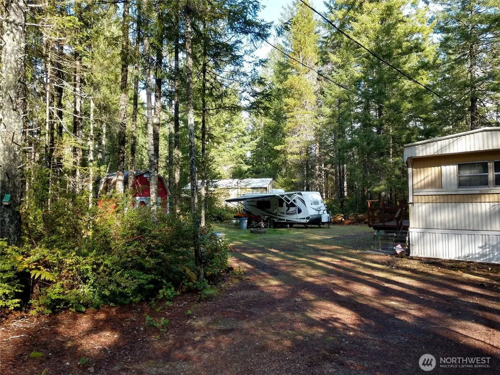 221 NE Madrona Avenue Tahuya WA 98588