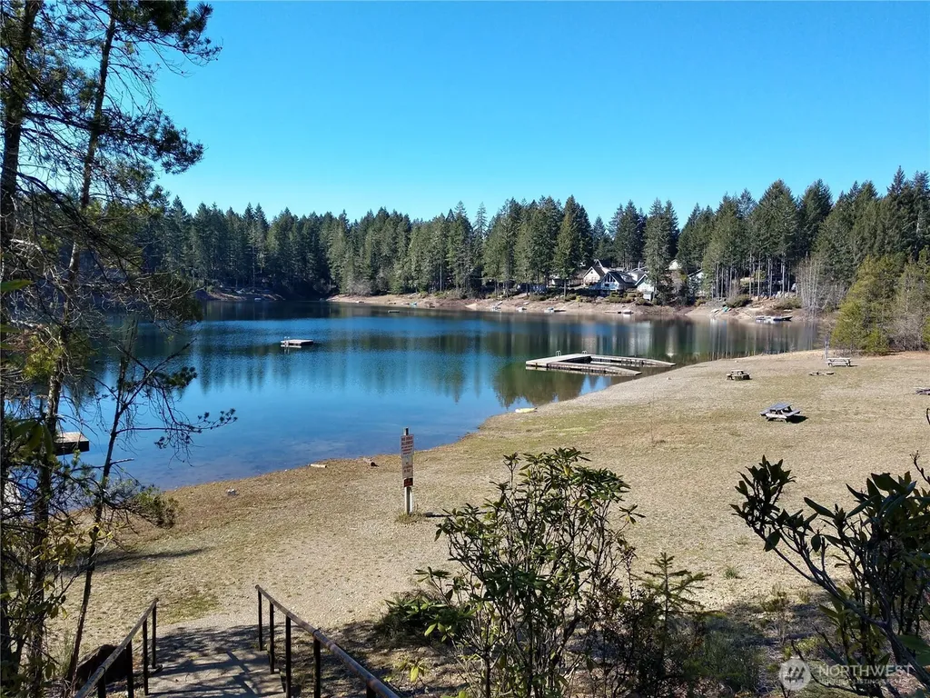 221 NE Madrona Avenue Tahuya WA 98588