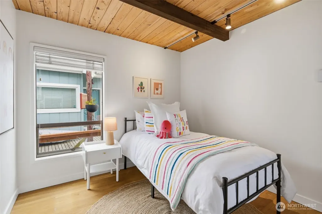 2031 Fairview Avenue E Seattle WA 98102