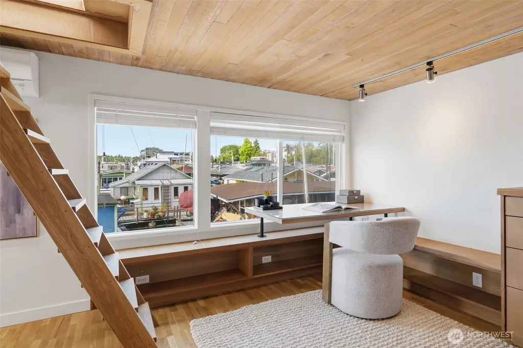 2031 Fairview Avenue E Seattle WA 98102