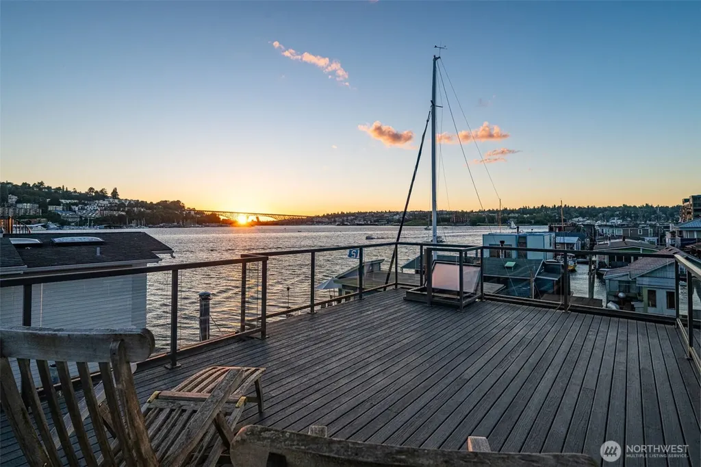 2031 Fairview Avenue E Seattle WA 98102