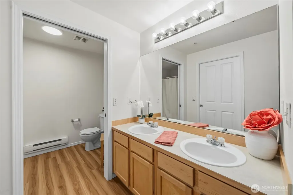 15325 SE 155th Place Renton WA 98058