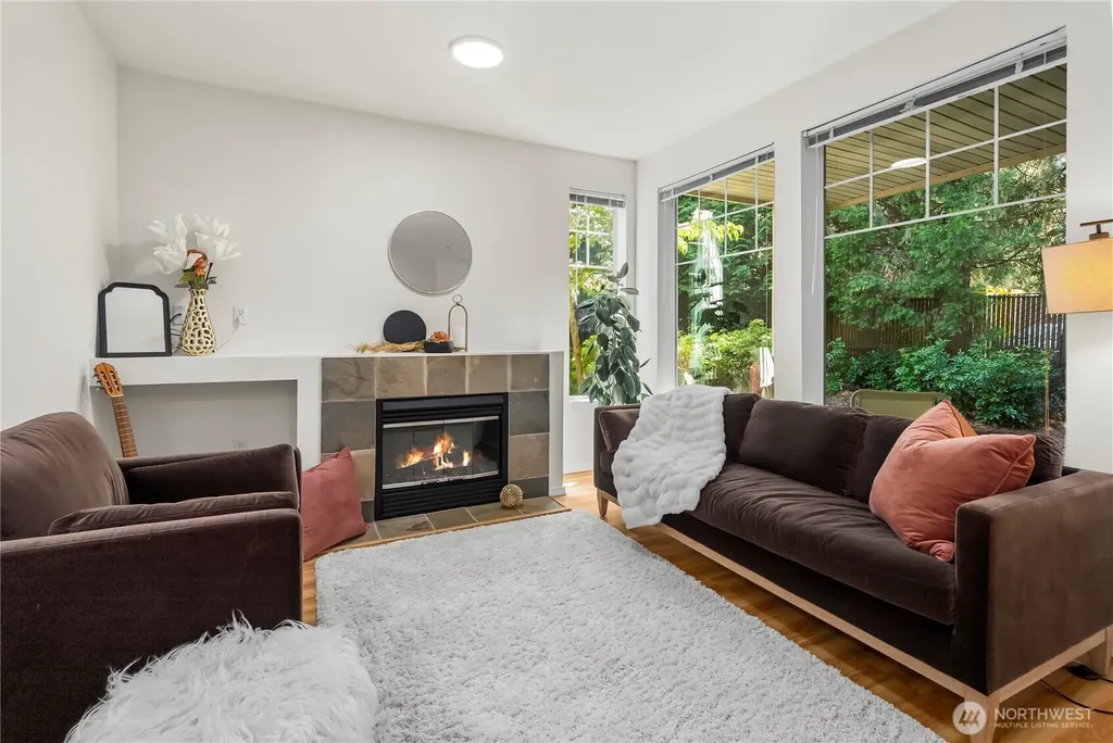 15325 SE 155th Place Renton WA 98058