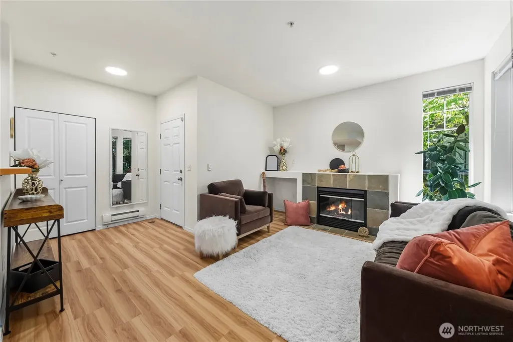 15325 SE 155th Place Renton WA 98058