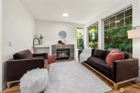 15325 SE 155th Place Renton WA 98058
