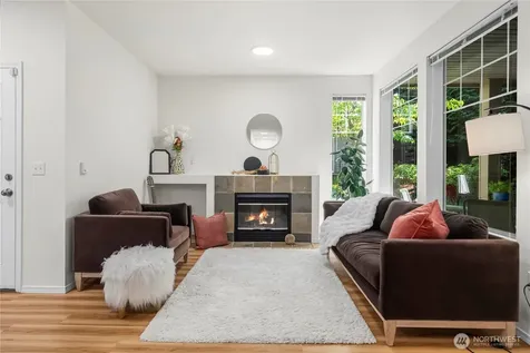 15325 SE 155th Place Renton WA 98058