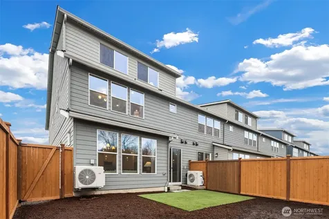 15814 23rd Avenue NE Marysville WA 98271