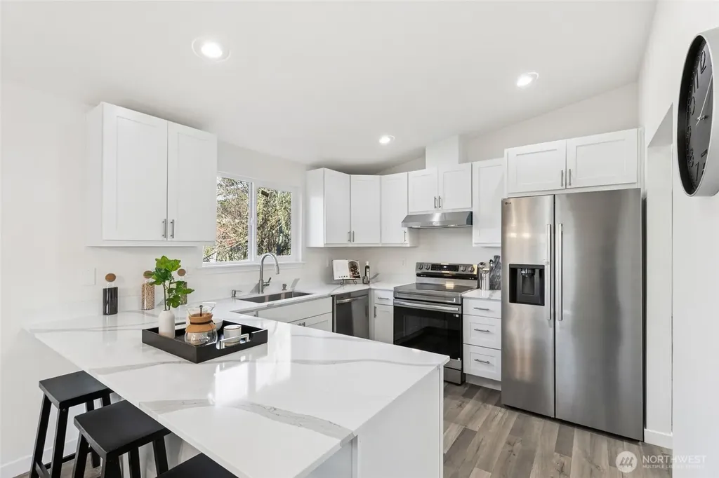 7002 42nd Avenue S Seattle WA 98118