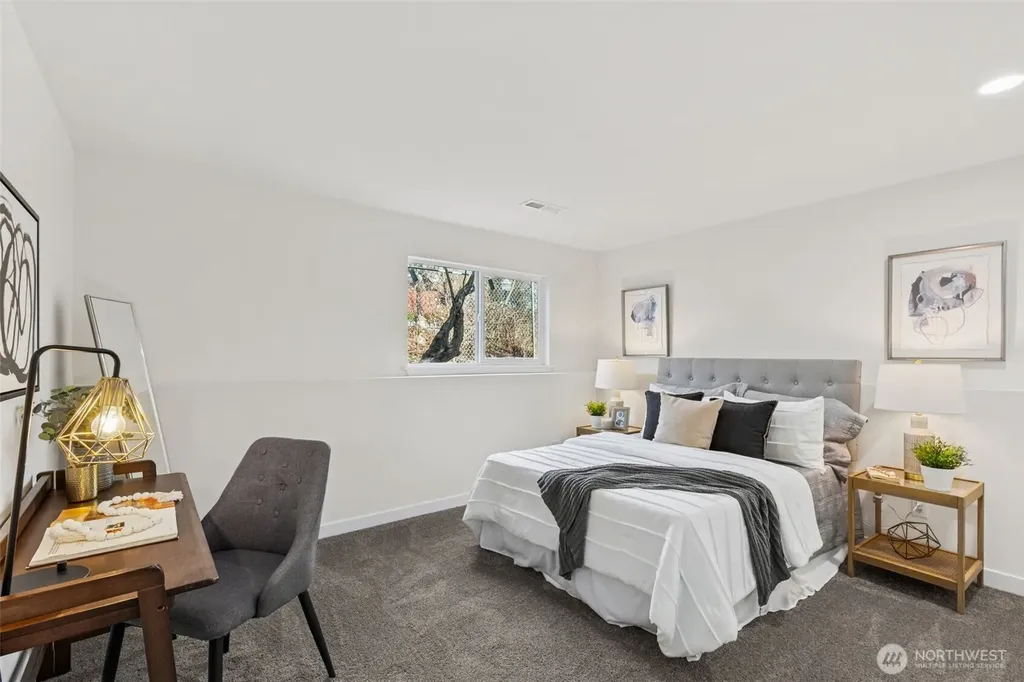 7002 42nd Avenue S Seattle WA 98118