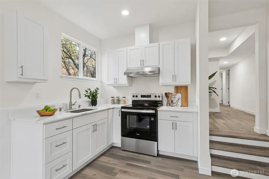 7002 42nd Avenue S Seattle WA 98118