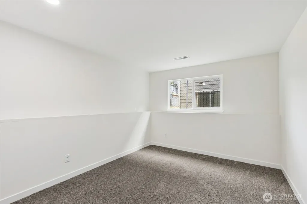 7002 42nd Avenue S Seattle WA 98118