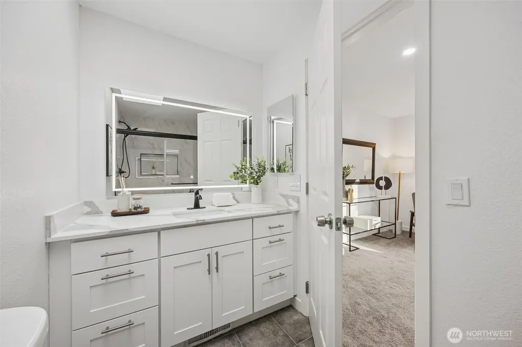 7002 42nd Avenue S Seattle WA 98118