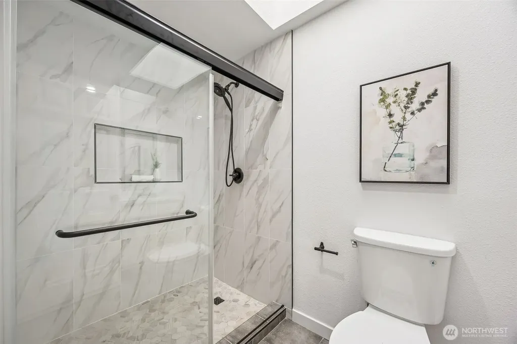 7002 42nd Avenue S Seattle WA 98118
