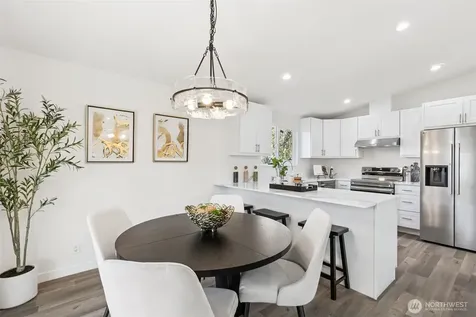 7002 42nd Avenue S Seattle WA 98118