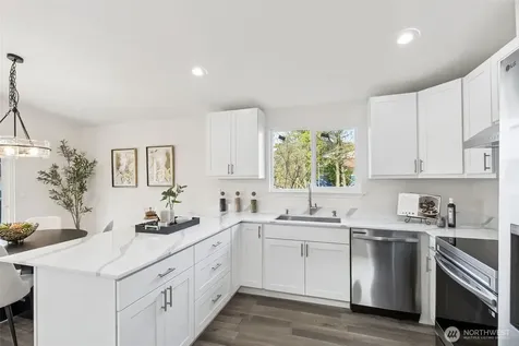 7002 42nd Avenue S Seattle WA 98118