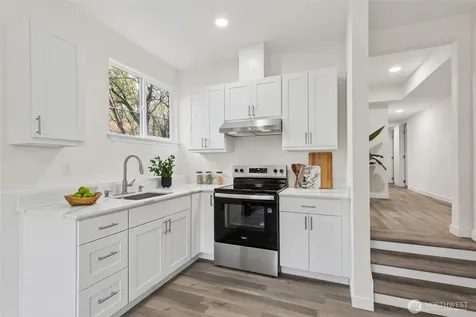 7002 42nd Avenue S Seattle WA 98118
