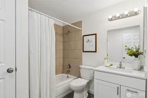 7002 42nd Avenue S Seattle WA 98118