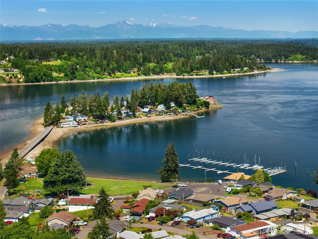 9840 Channel Drive NW Olympia WA 98502