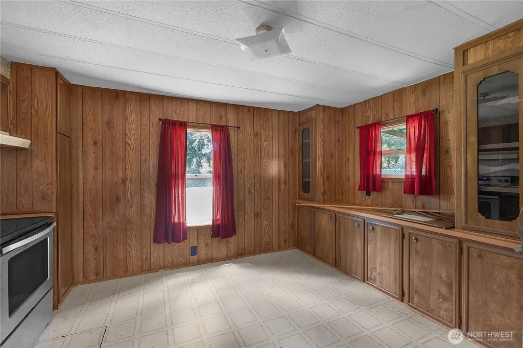 9840 Channel Drive NW Olympia WA 98502