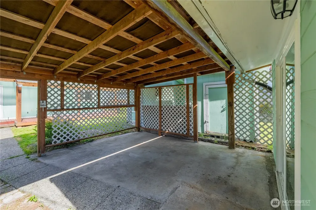 2424 Cleveland Avenue Everett WA 98201
