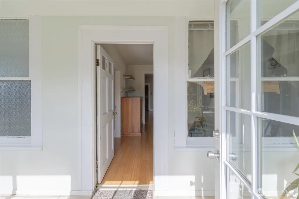 2424 Cleveland Avenue Everett WA 98201