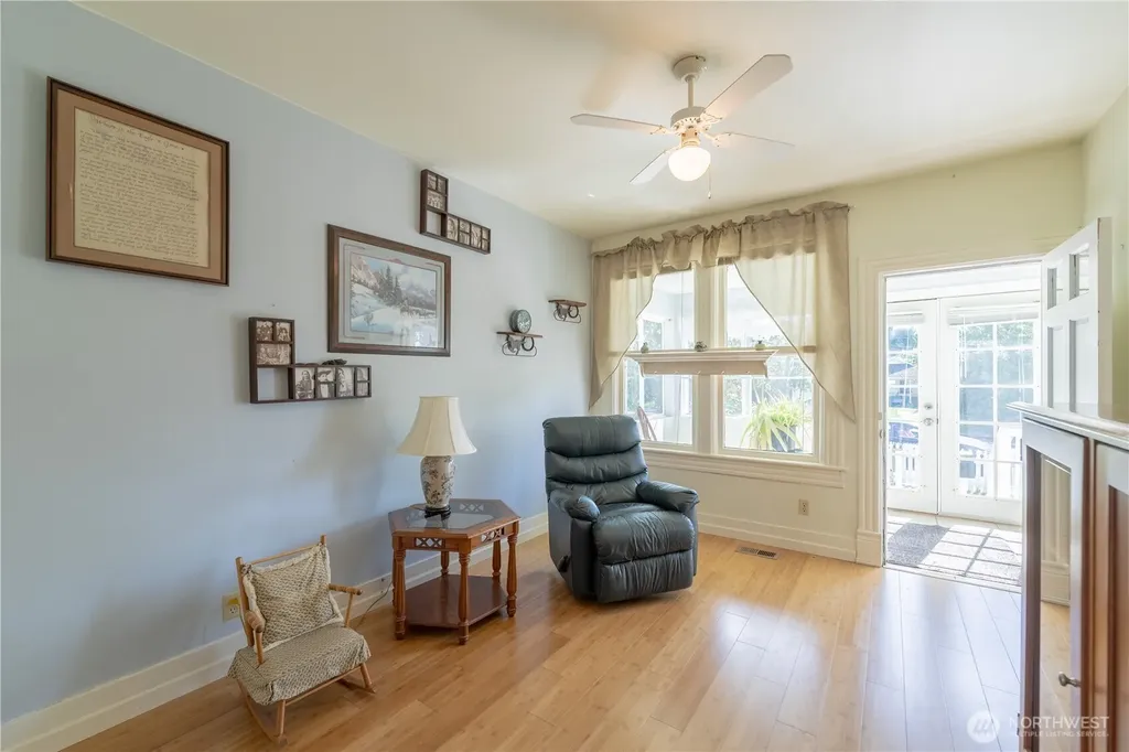 2424 Cleveland Avenue Everett WA 98201