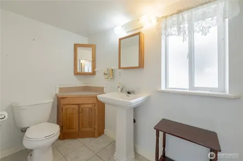 2424 Cleveland Avenue Everett WA 98201