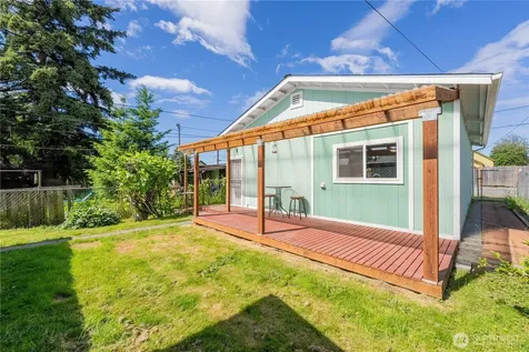 2424 Cleveland Avenue Everett WA 98201