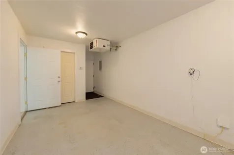 2424 Cleveland Avenue Everett WA 98201