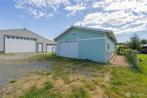 2424 Cleveland Avenue Everett WA 98201