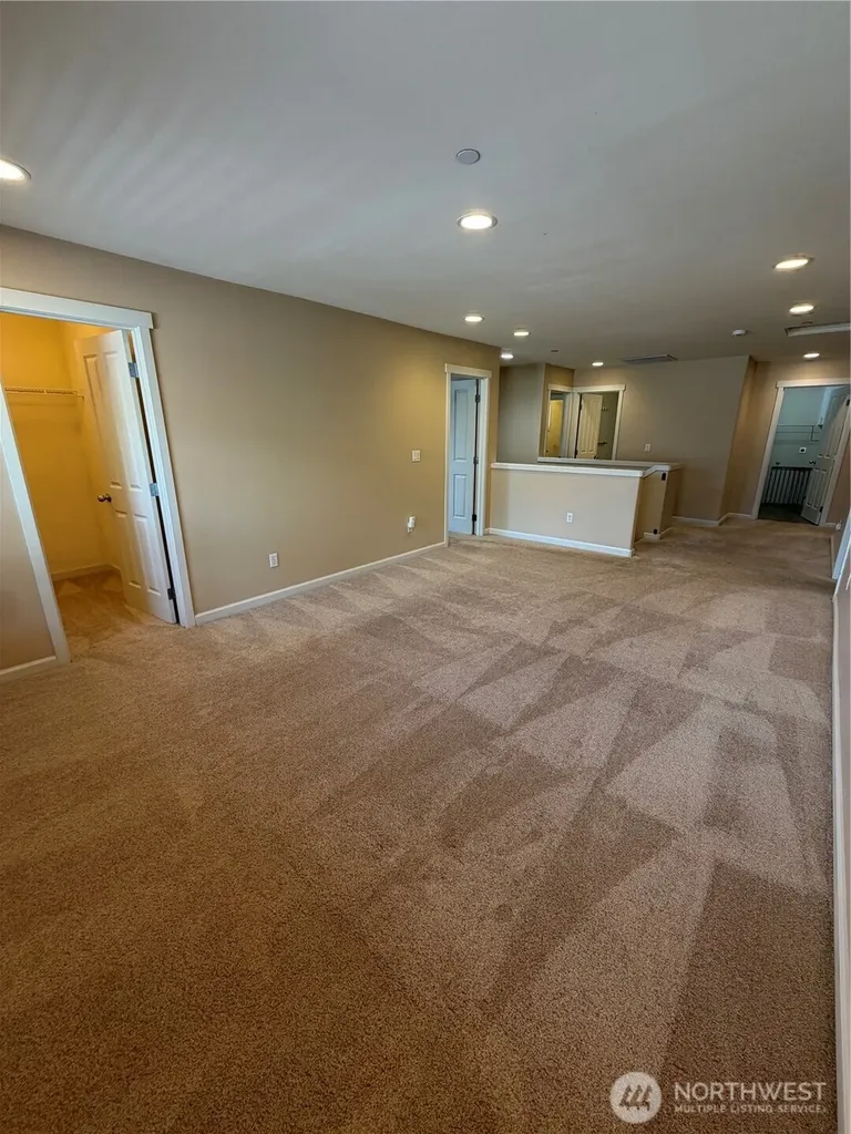 3181 Brown Loop Dupont WA 98327