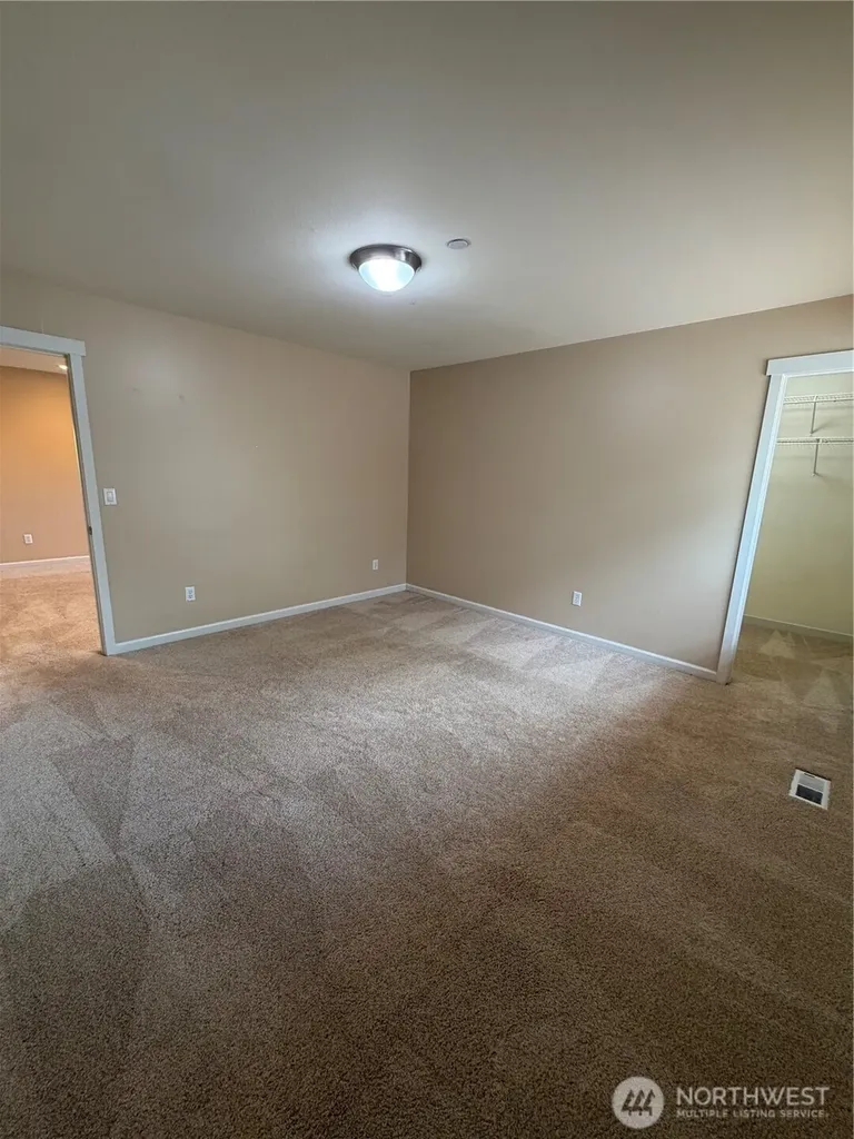 3181 Brown Loop Dupont WA 98327