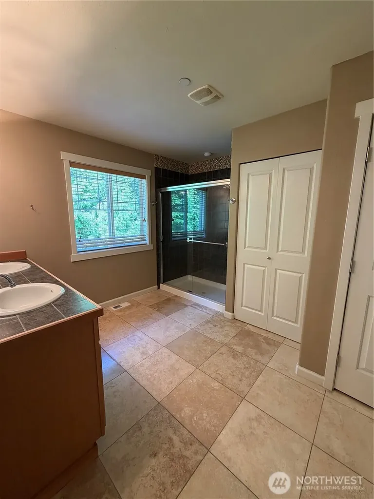 3181 Brown Loop Dupont WA 98327
