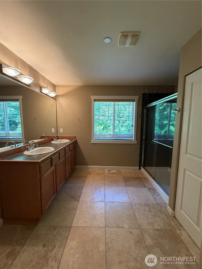 3181 Brown Loop Dupont WA 98327