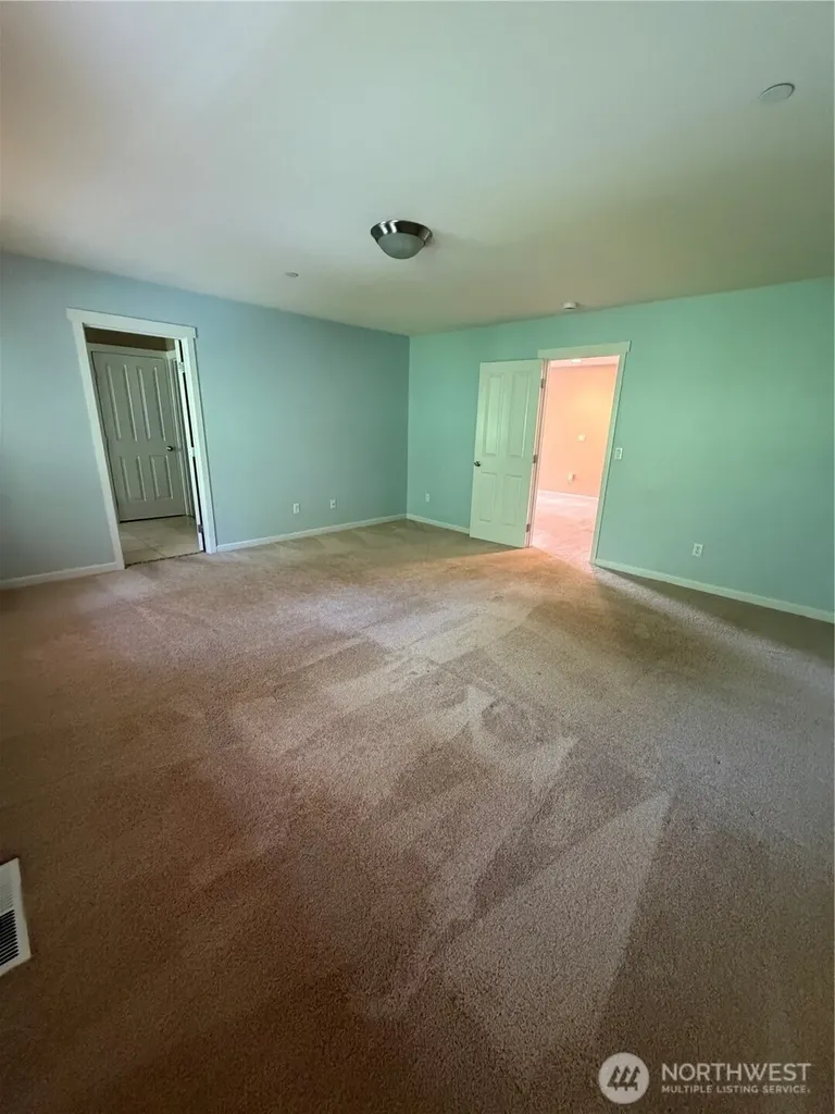 3181 Brown Loop Dupont WA 98327