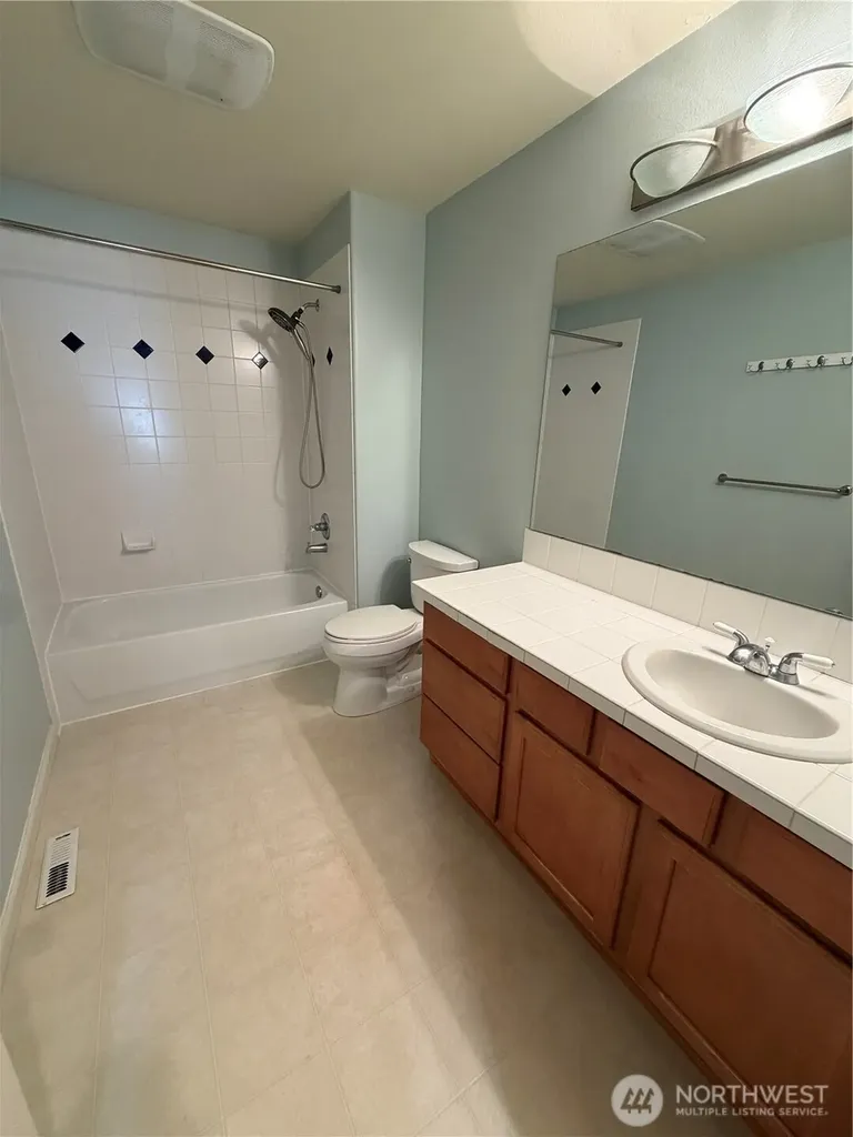 3181 Brown Loop Dupont WA 98327