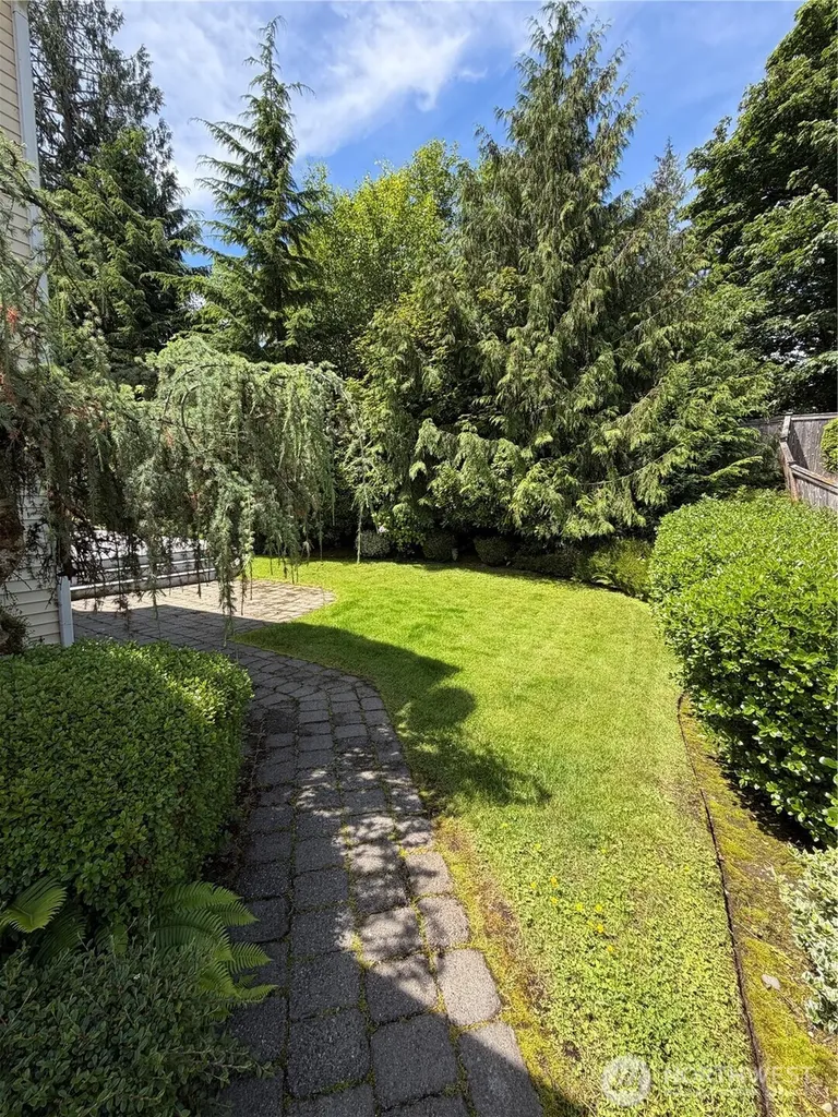 3181 Brown Loop Dupont WA 98327