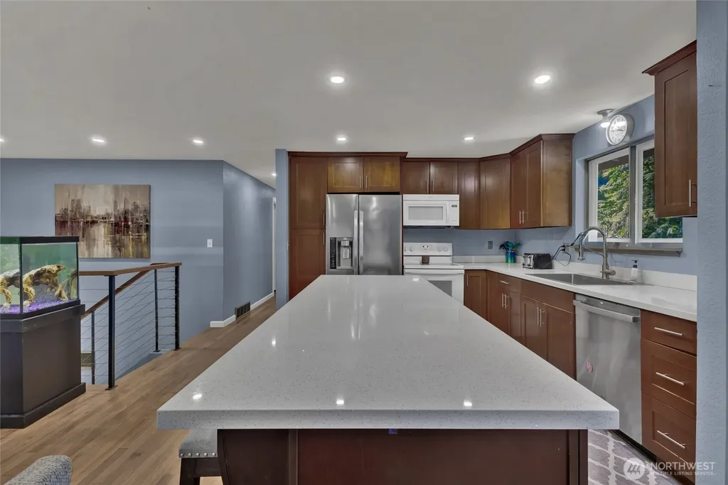 35745 26th Avenue S Federal Way WA 98003
