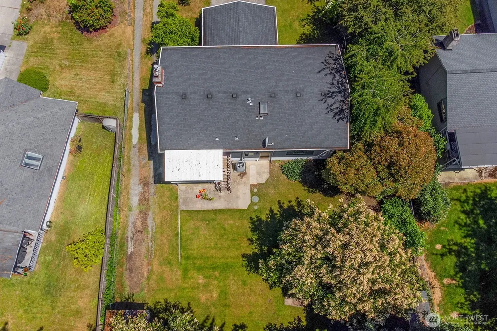 35745 26th Avenue S Federal Way WA 98003