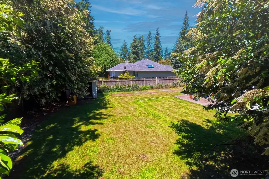 35745 26th Avenue S Federal Way WA 98003